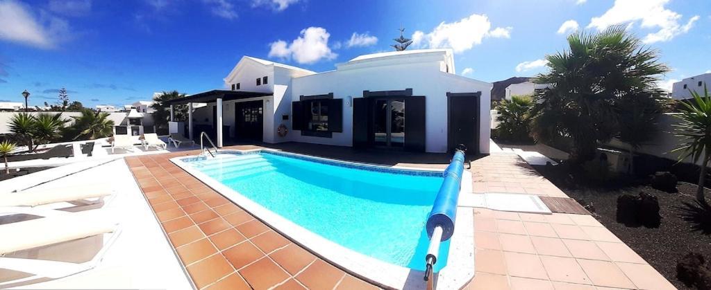 Casa Lighthouse Villa ปลายาบลังกา ภายนอก รูปภาพ